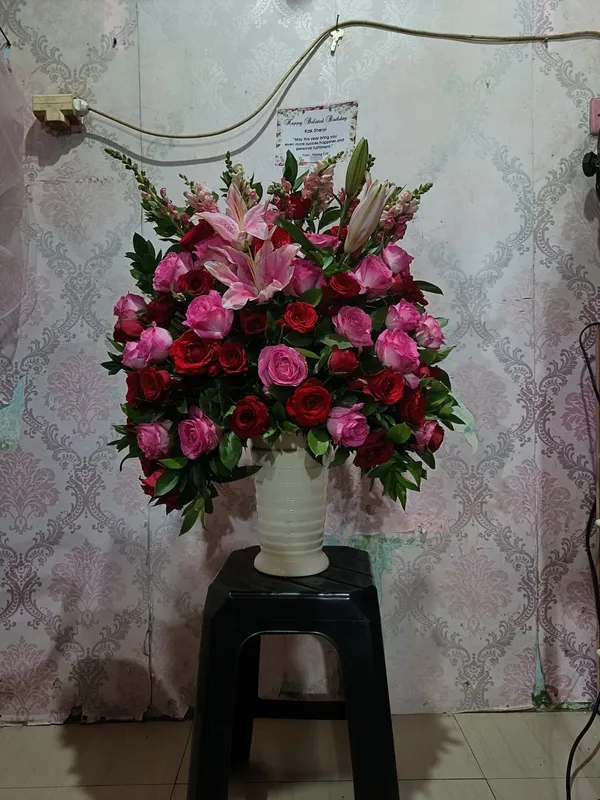 Rangkaian Bunga Segar Exclusive Royal