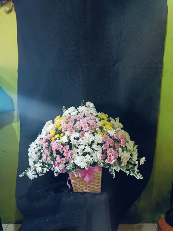 Rangkaian Bunga Segar Compact